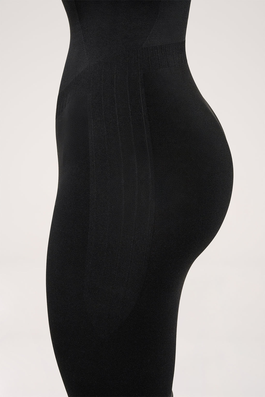 Rochie modelatoare black