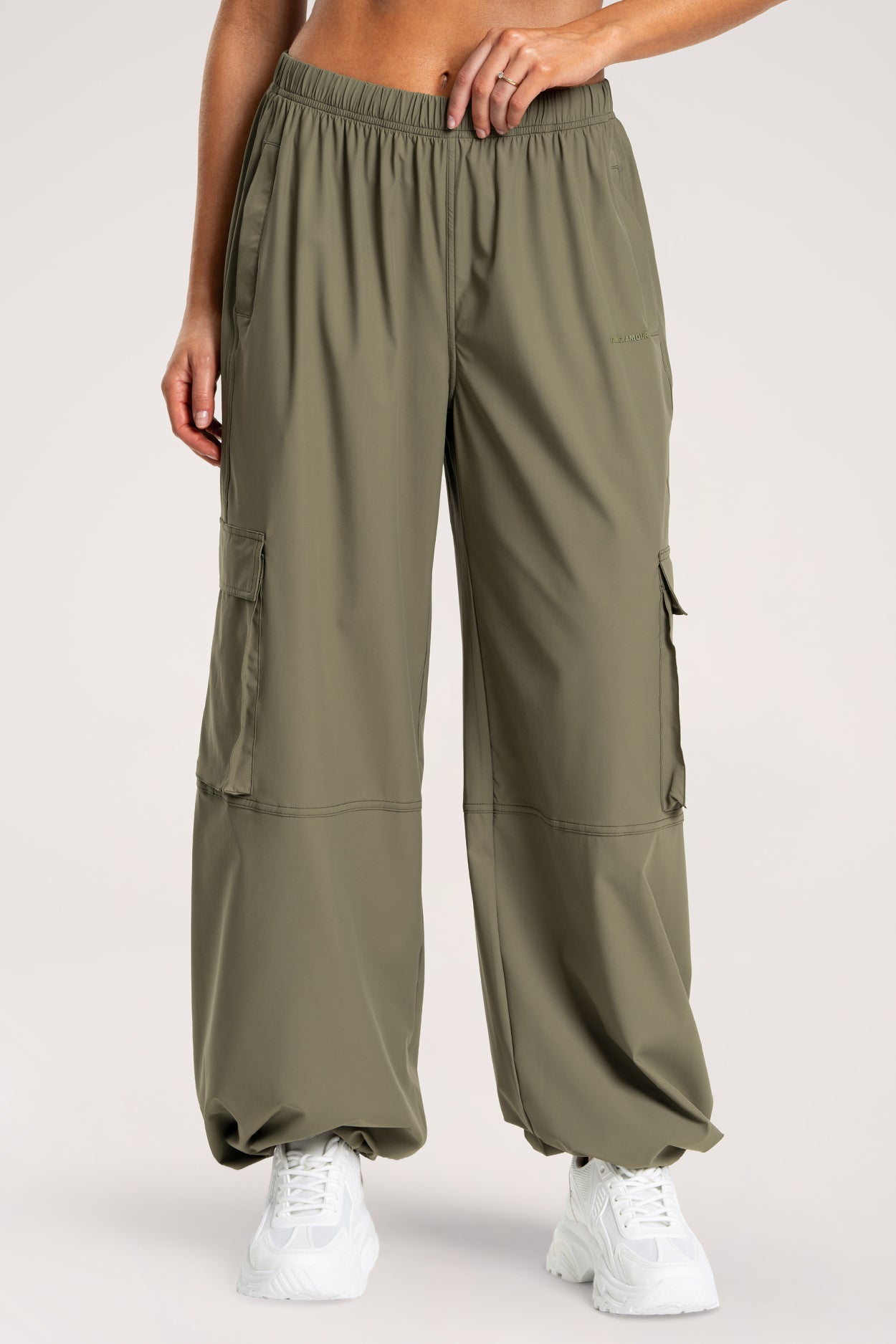 Pantaloni cargo UN1FORM khaki