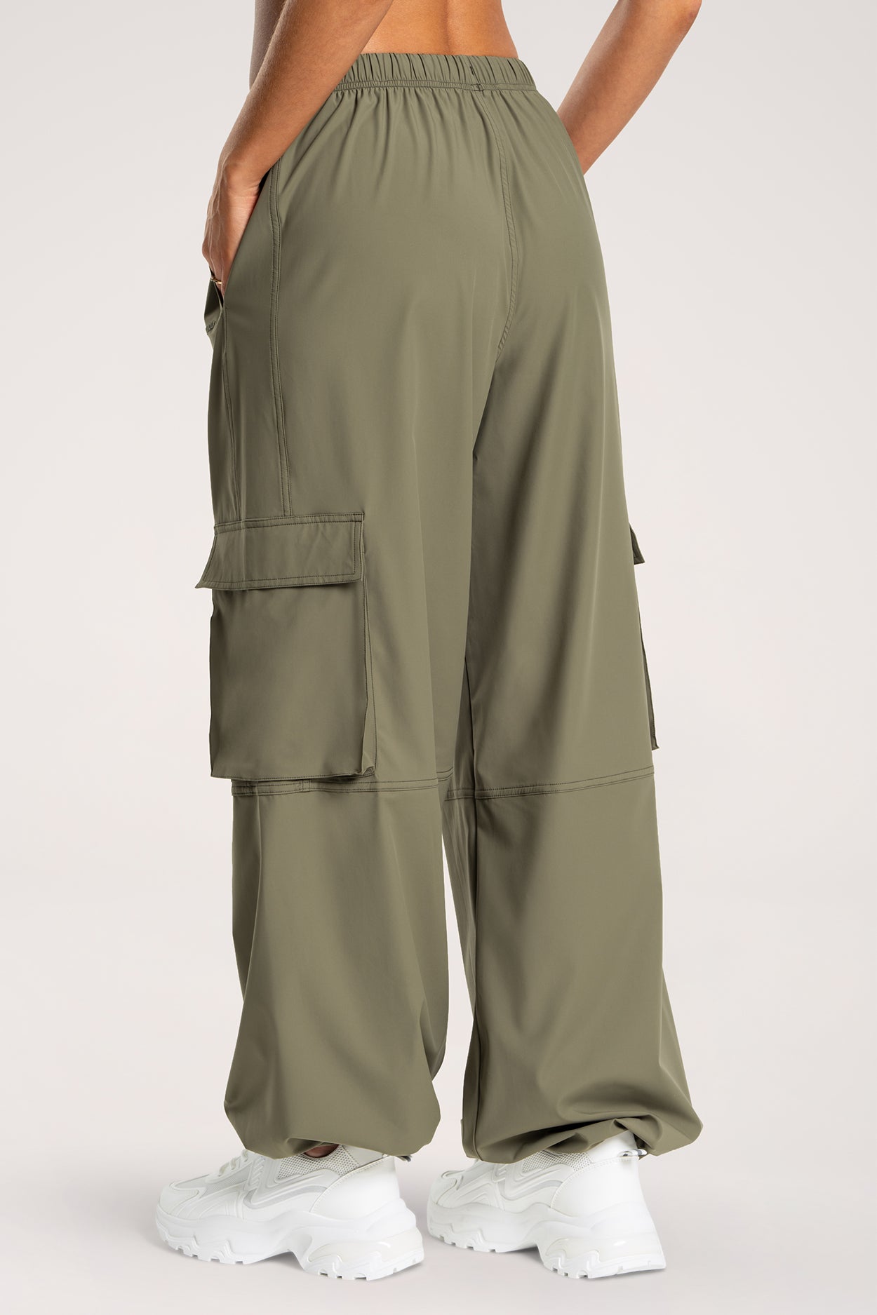 Pantaloni cargo UN1FORM khaki