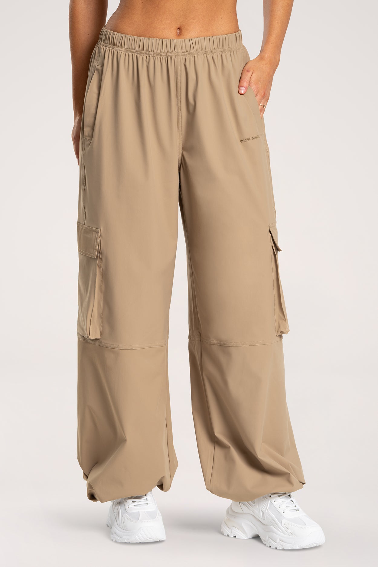 Pantaloni cargo UN1FORM sahara