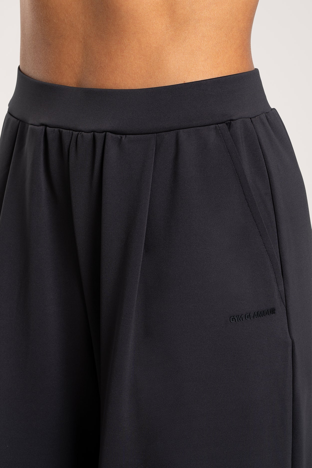 Pantaloni wide UN1FORM black