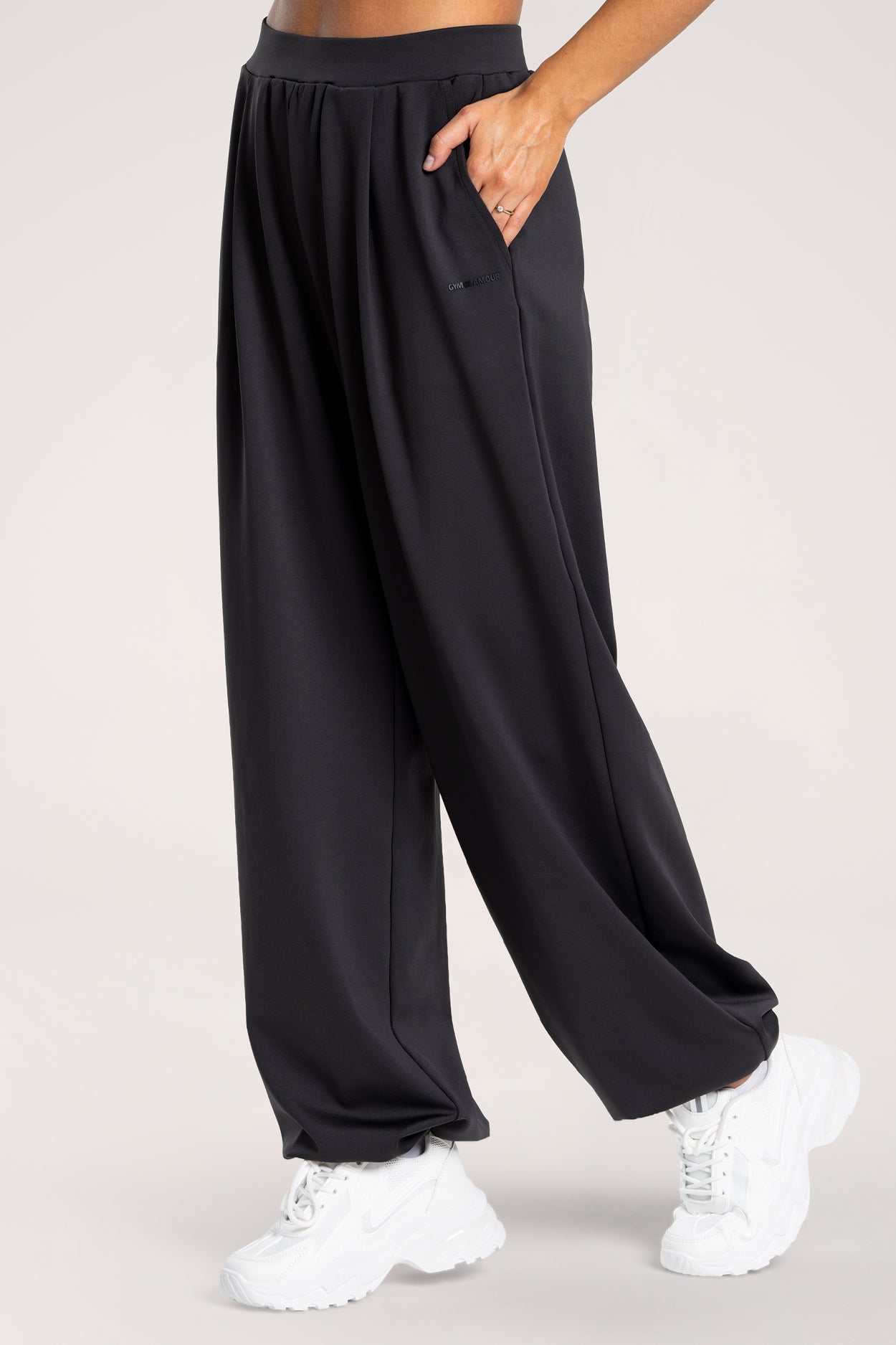 Pantaloni wide UN1FORM black