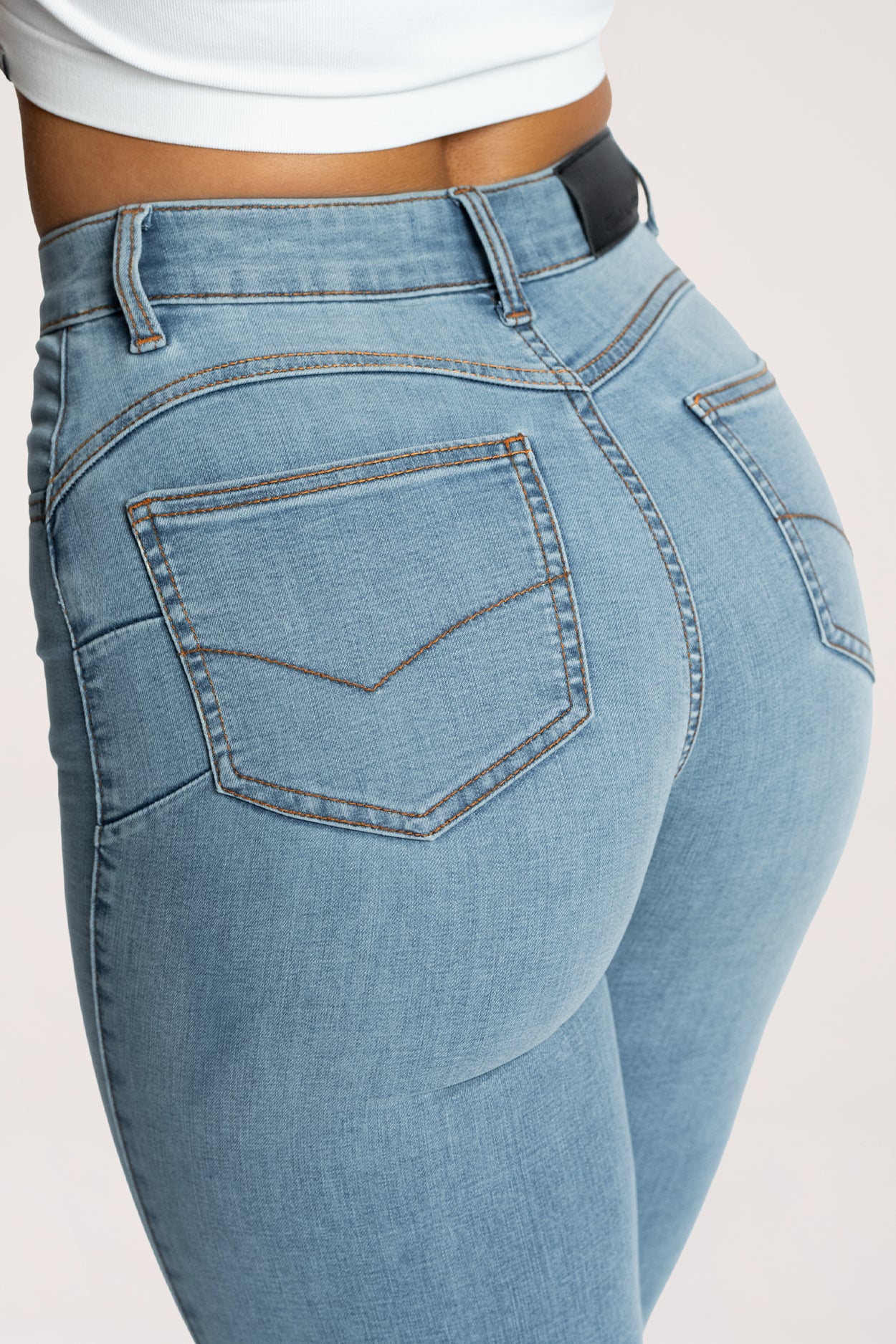 Blugi evazați perfect slim light blue