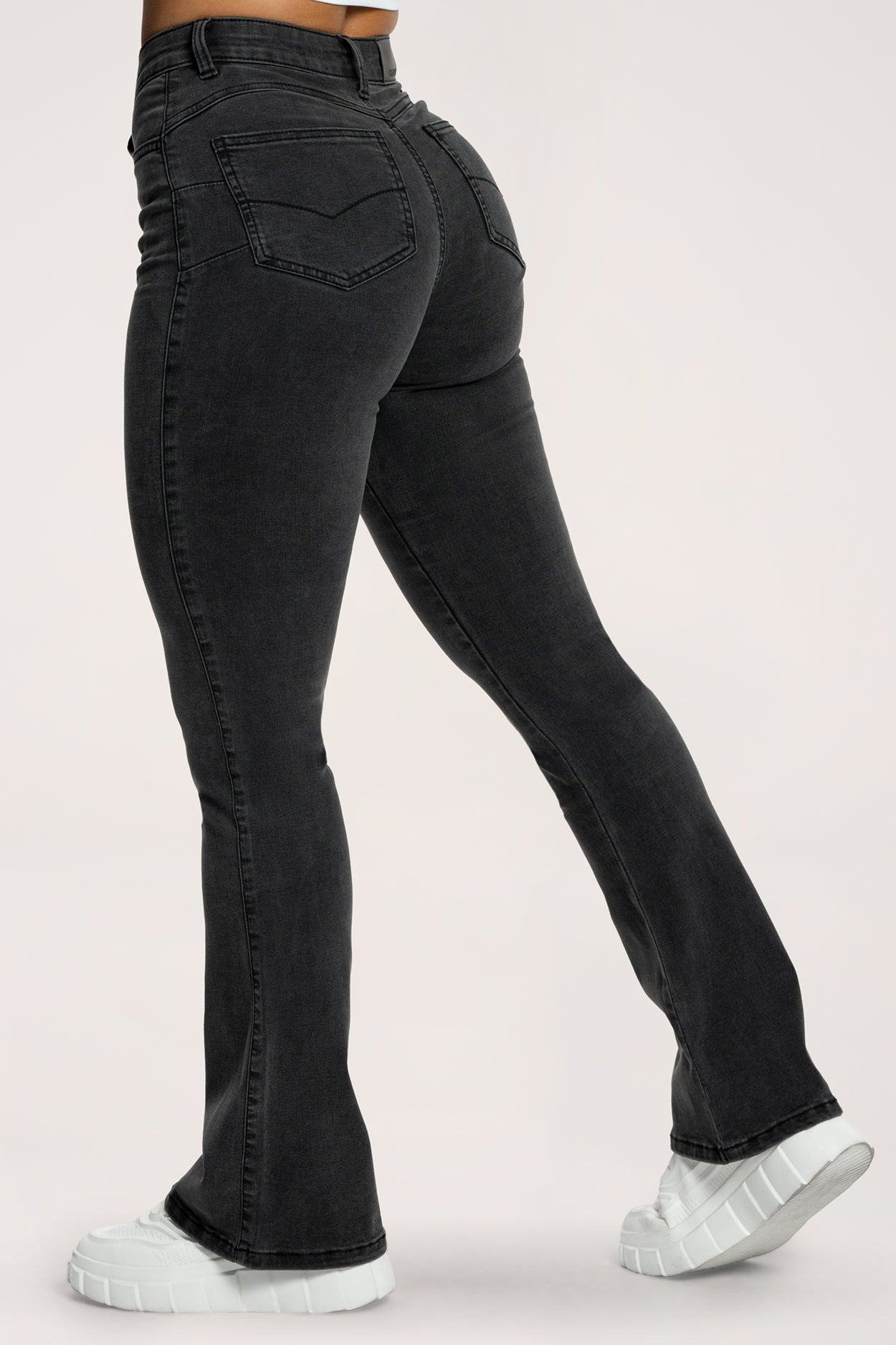 Blugi evazați perfect slim black