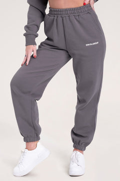 Pantalonii de trening shadow
