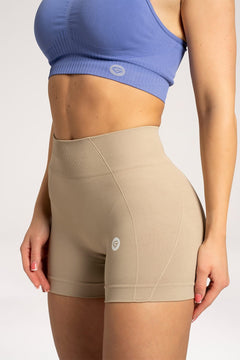 Pantaloni scurți basic beige