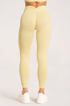 Colanti deep push up 2.0 butter yellow