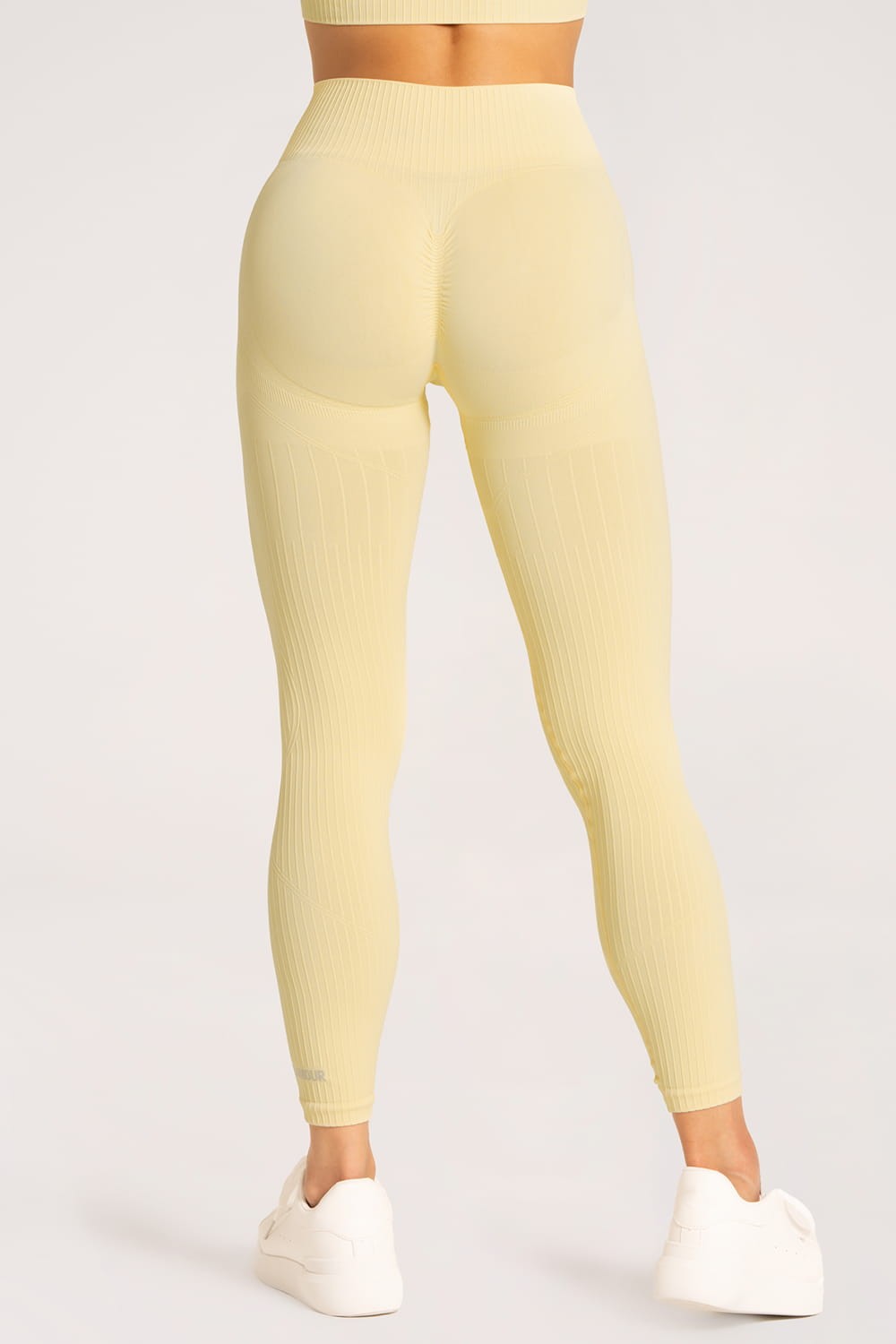Leginsy push up 2.0 butter yellow