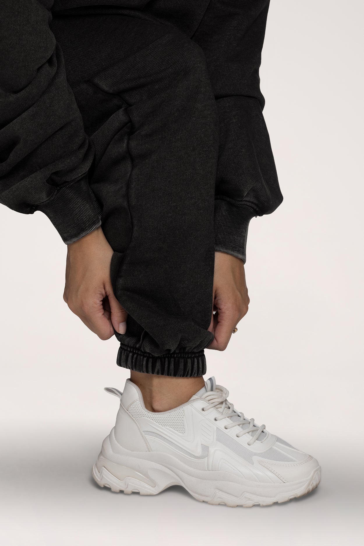 Pantaloni de trening cu manșetă Easy black
