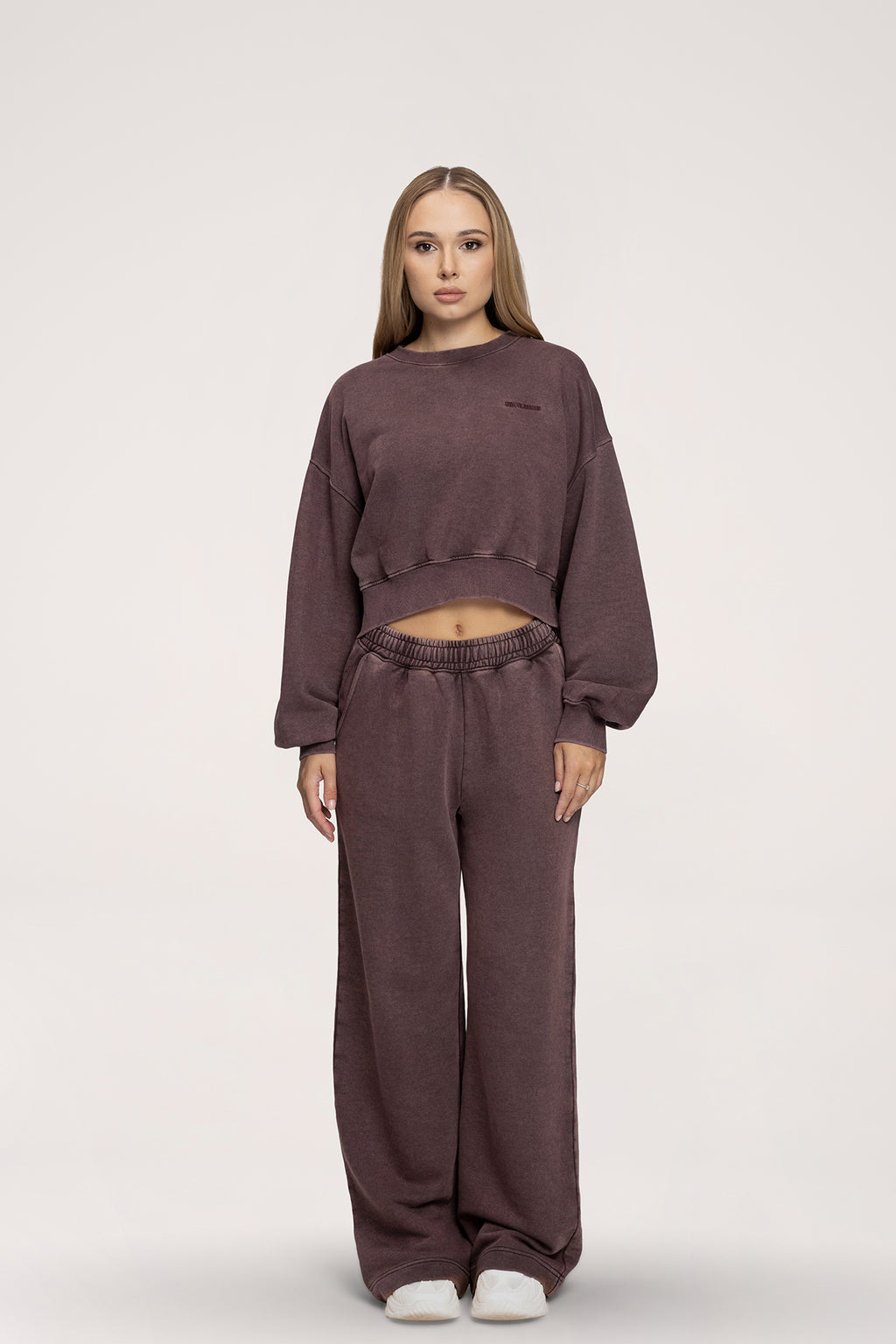 Pantaloni de trening cu croială dreaptă Easy chocolate