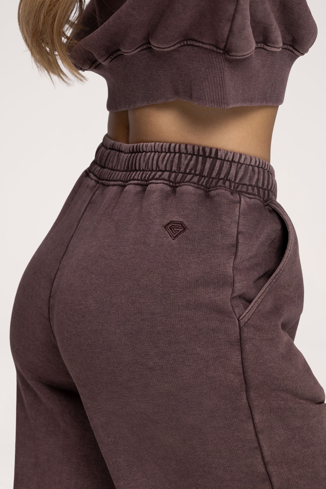 Pantaloni de trening cu manșetă Easy chocolate