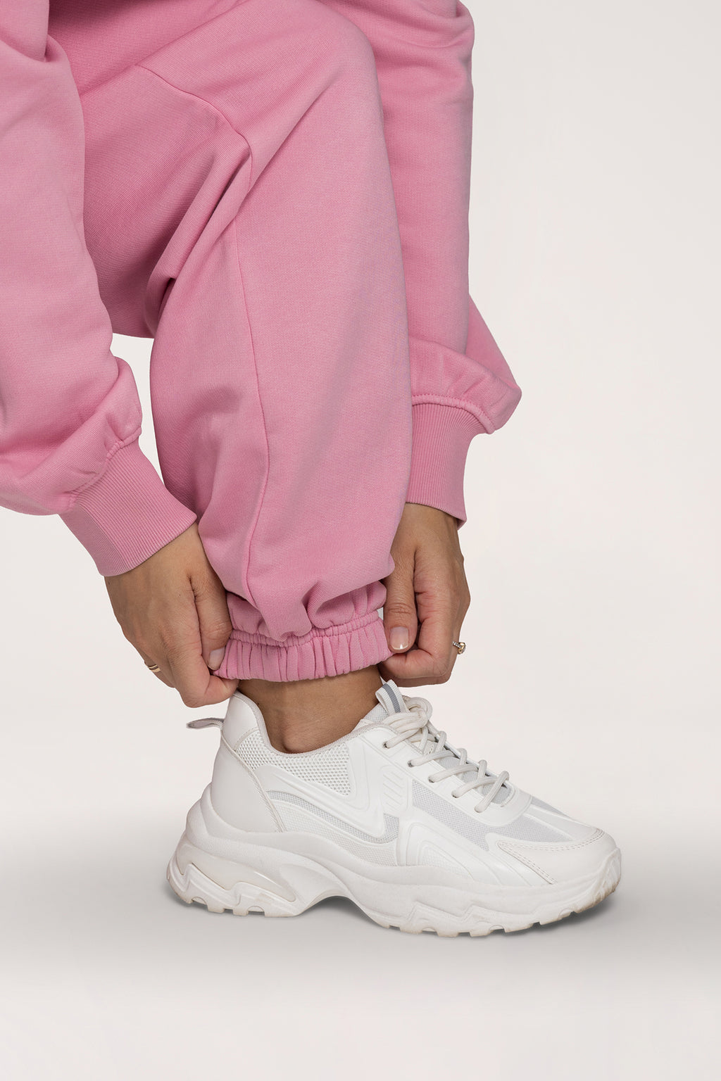 Pantaloni de trening cu manșetă Easy light pink