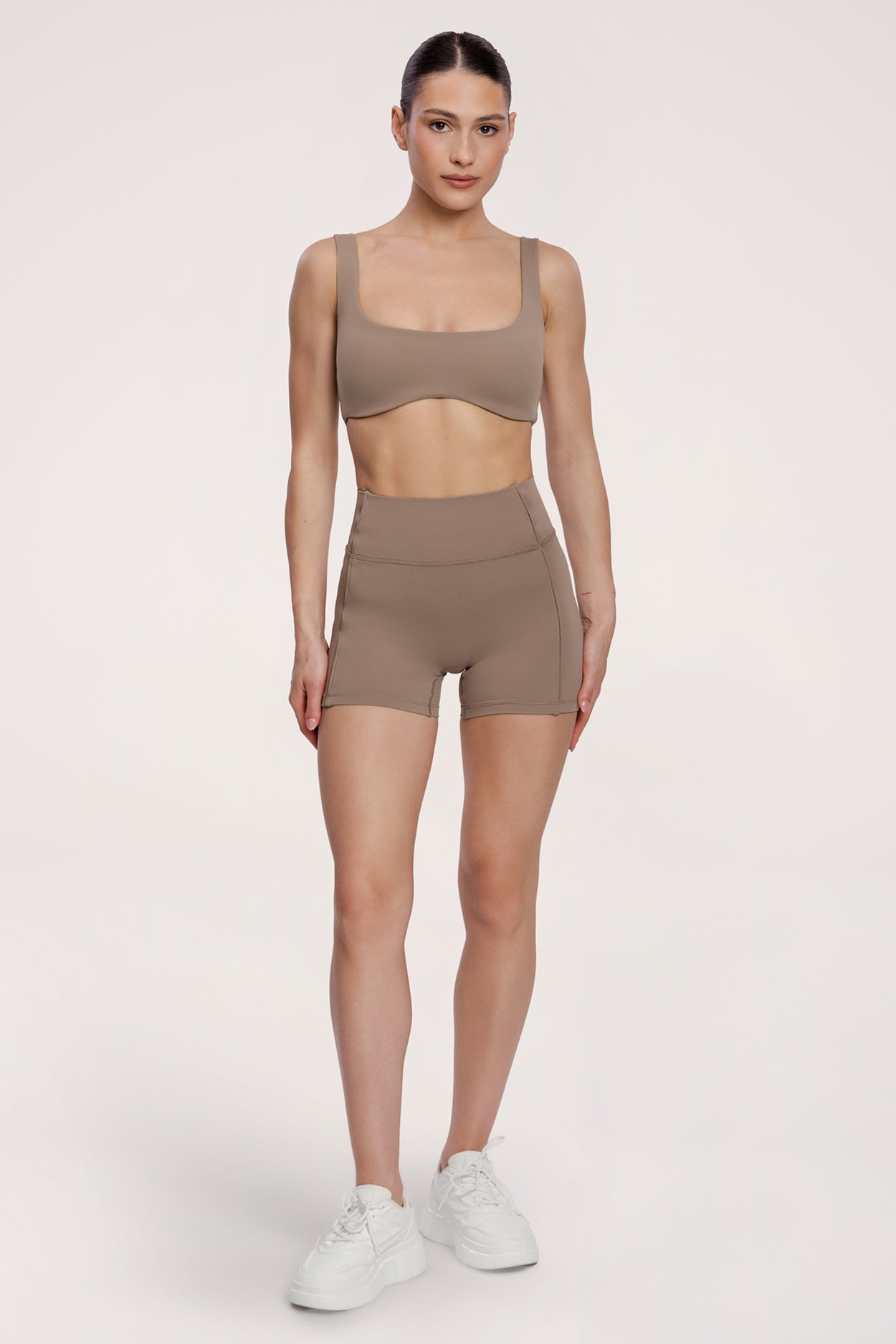 Pantaloni scurți pilates era warm beige
