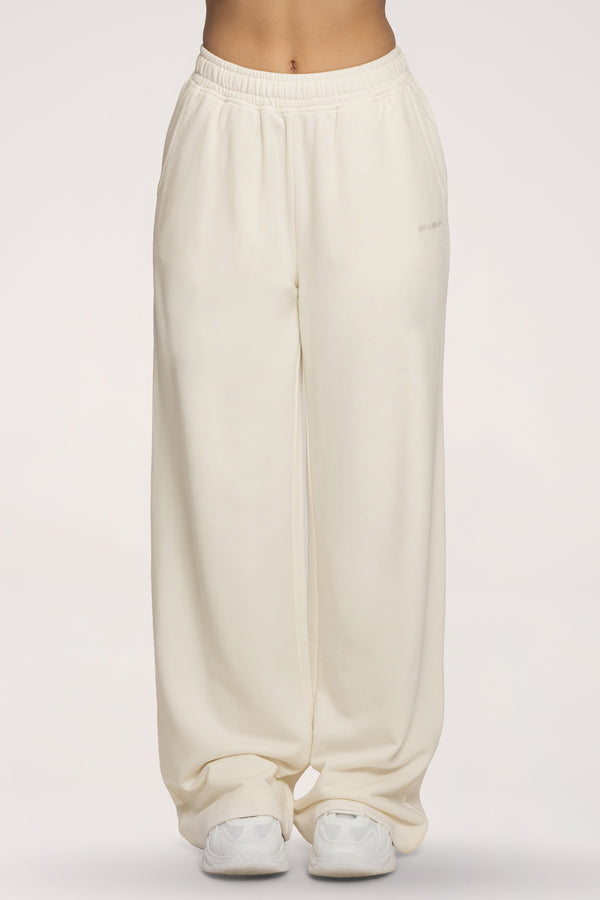 Pantaloni de trening cu croială dreaptă Easy off white