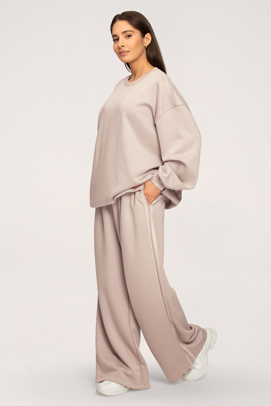 Pantaloni de trening Oversize UN1FORM beige