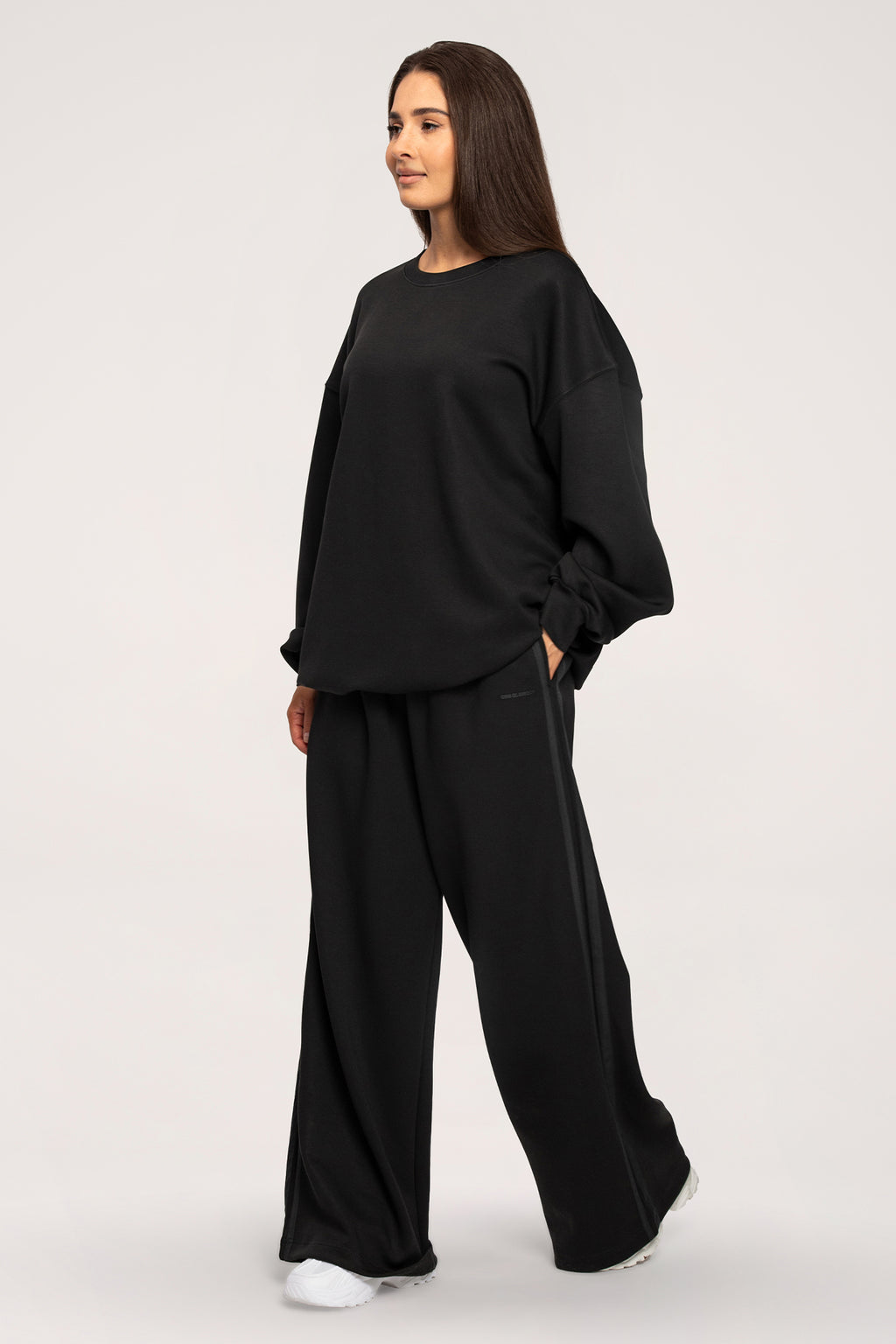 Pantaloni de trening Oversize UN1FORM black
