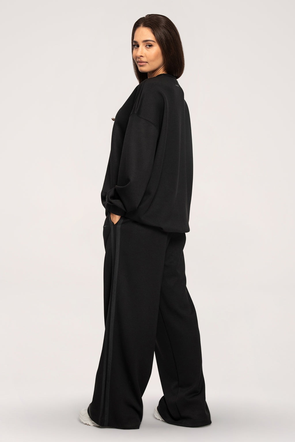 Pantaloni de trening Oversize UN1FORM black