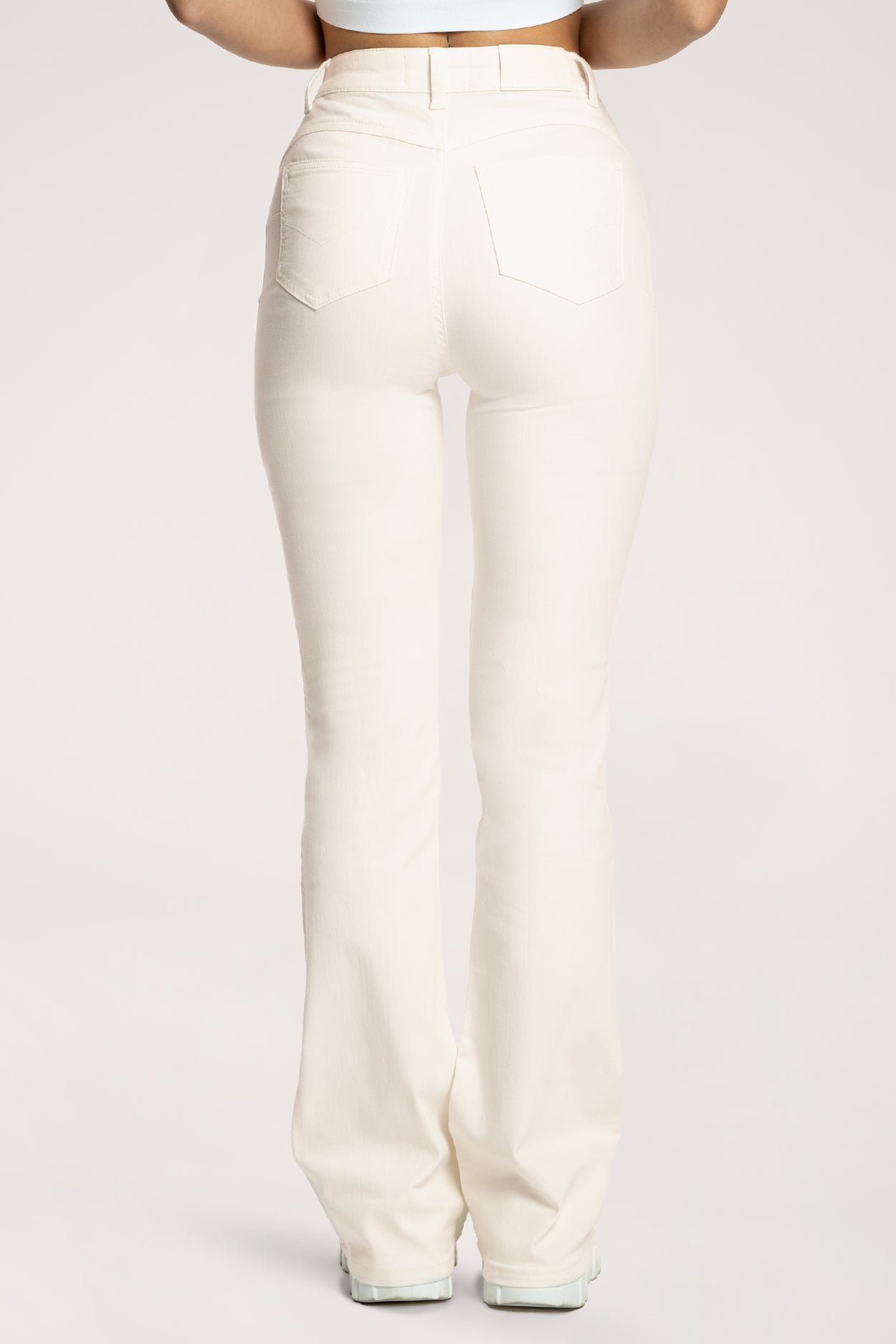 Jeansy long dzwony perfect slim off white