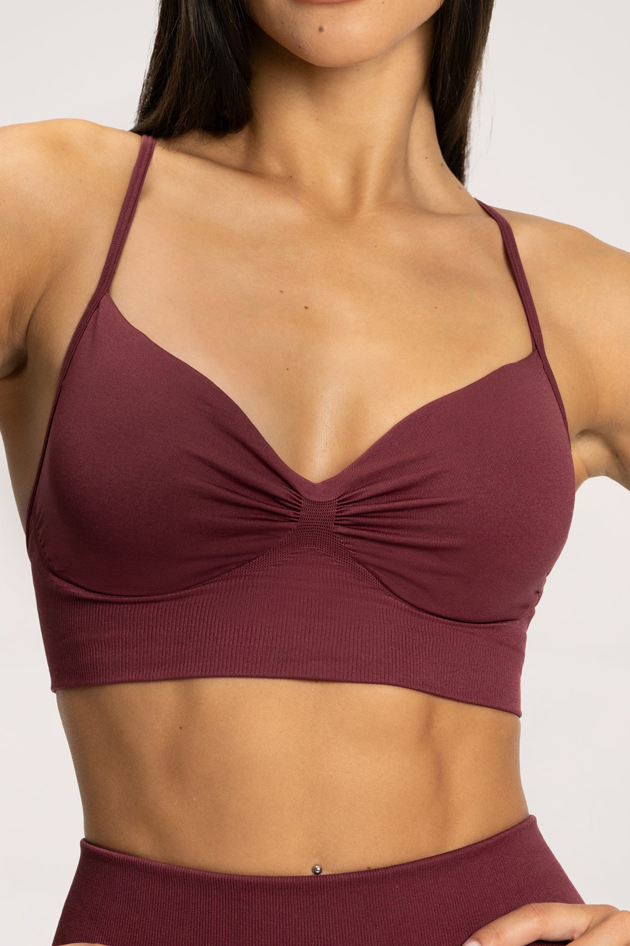 Sutien sport cu decolteu adânc gossip red
