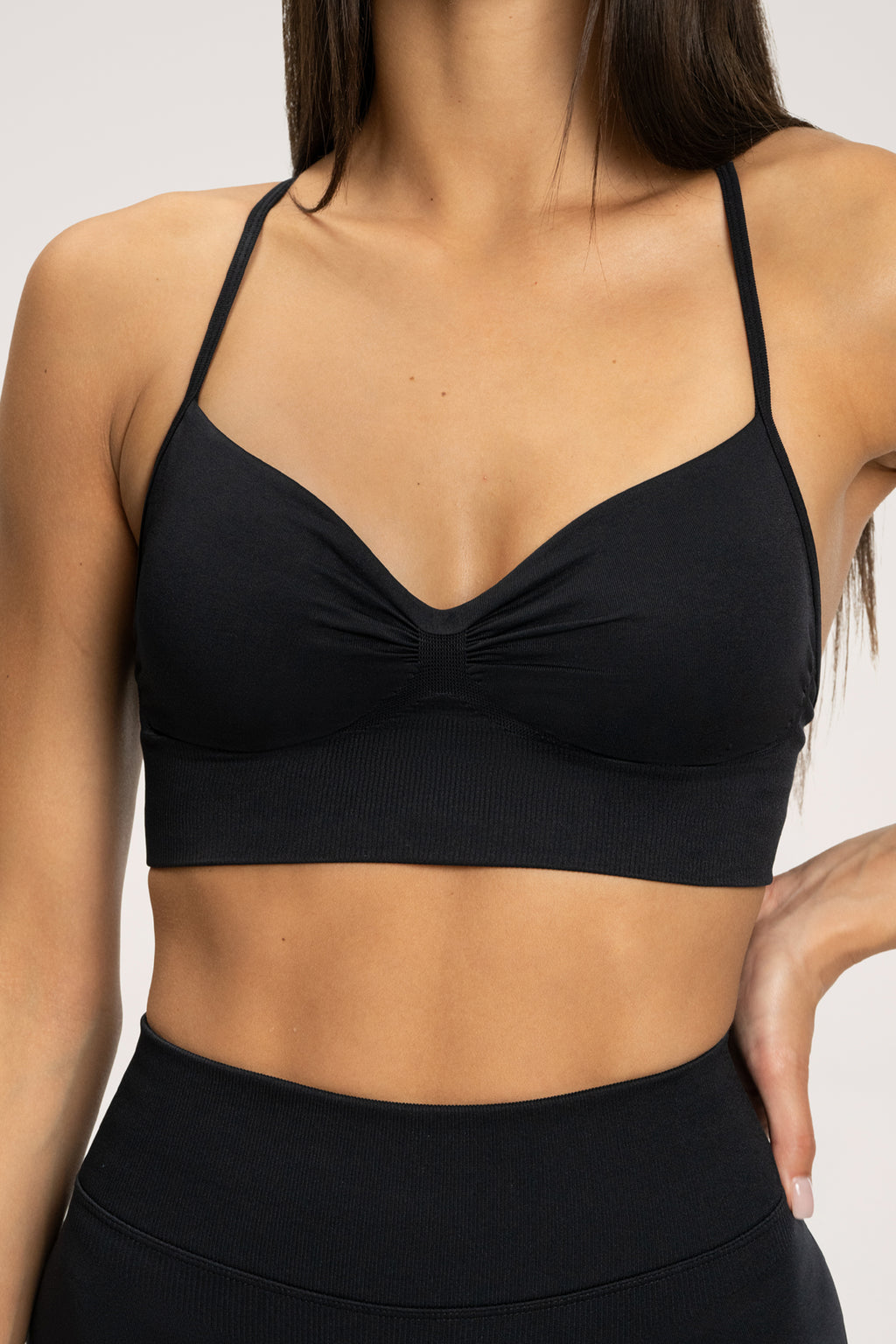 Sutien sport cu decolteu adânc black