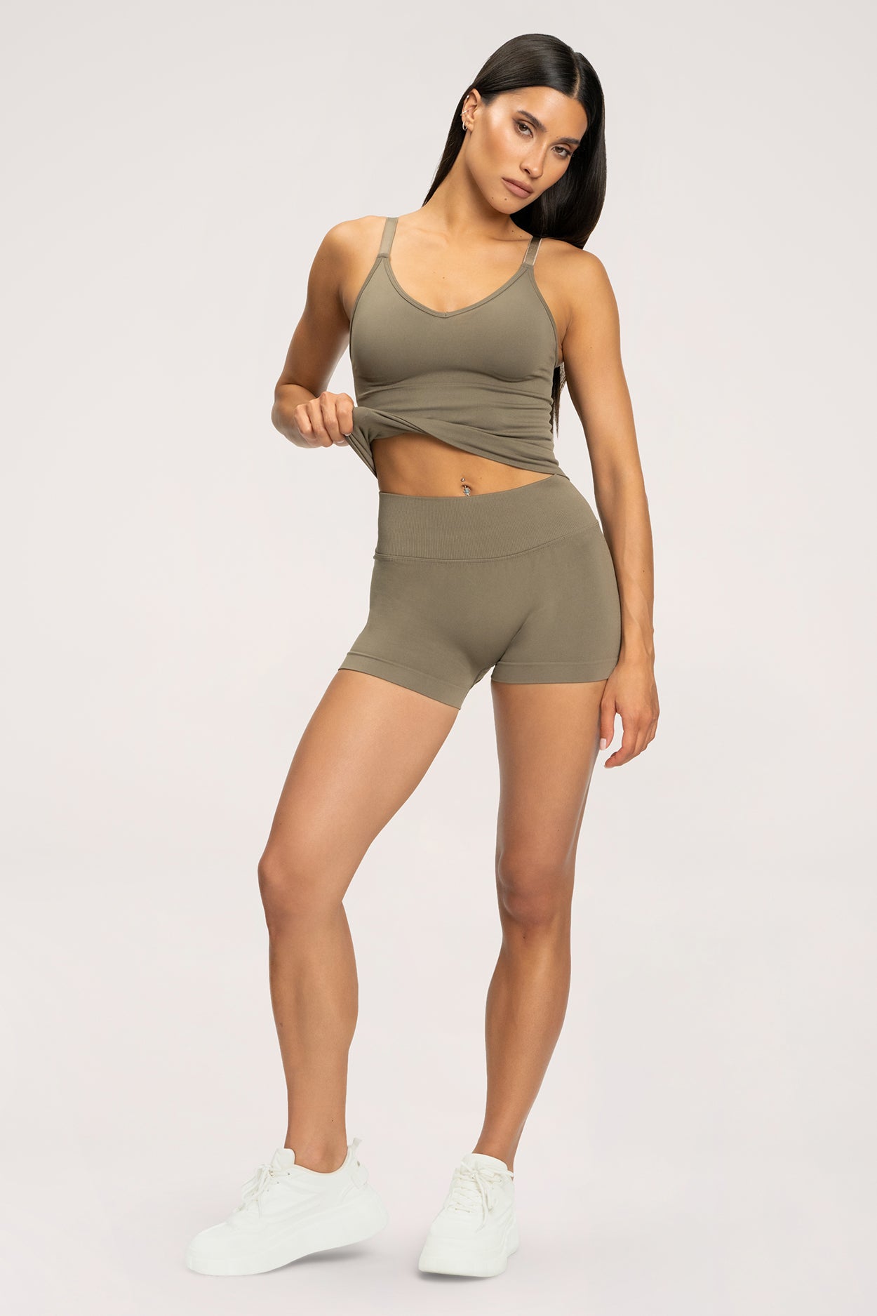 Pantaloni scurți second skin nougat