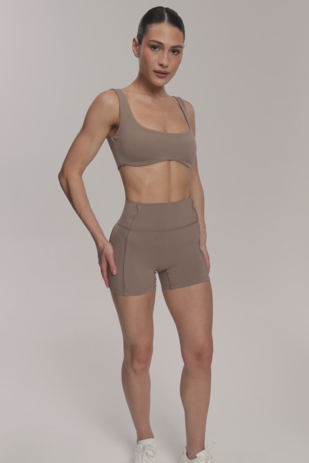 Pantaloni scurți pilates era warm beige